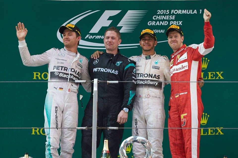 Hamilton consolida su dominio y Vettel el de Ferrari
