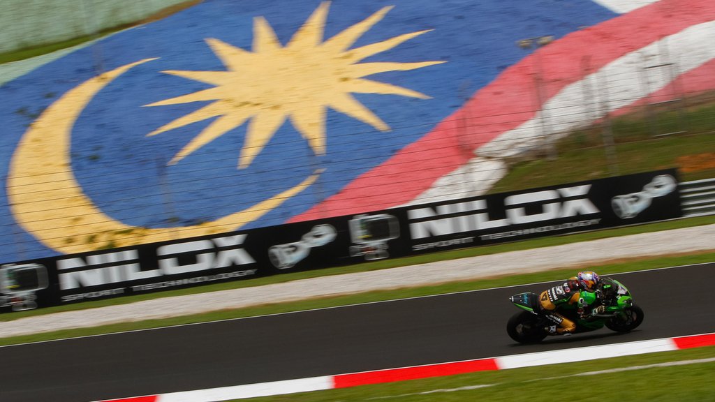 Sofuoglu logra una nueva pole de Supersport en Malasia