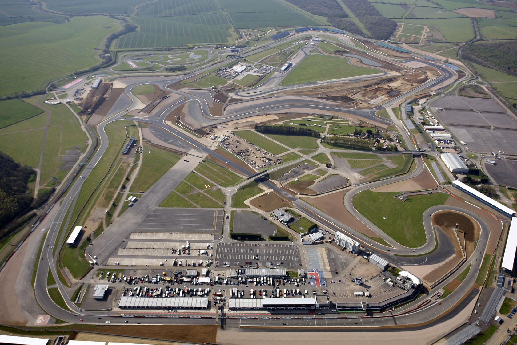 MotoGP llega a Silverstone: Previa y horarios del GP de Gran Bretaña