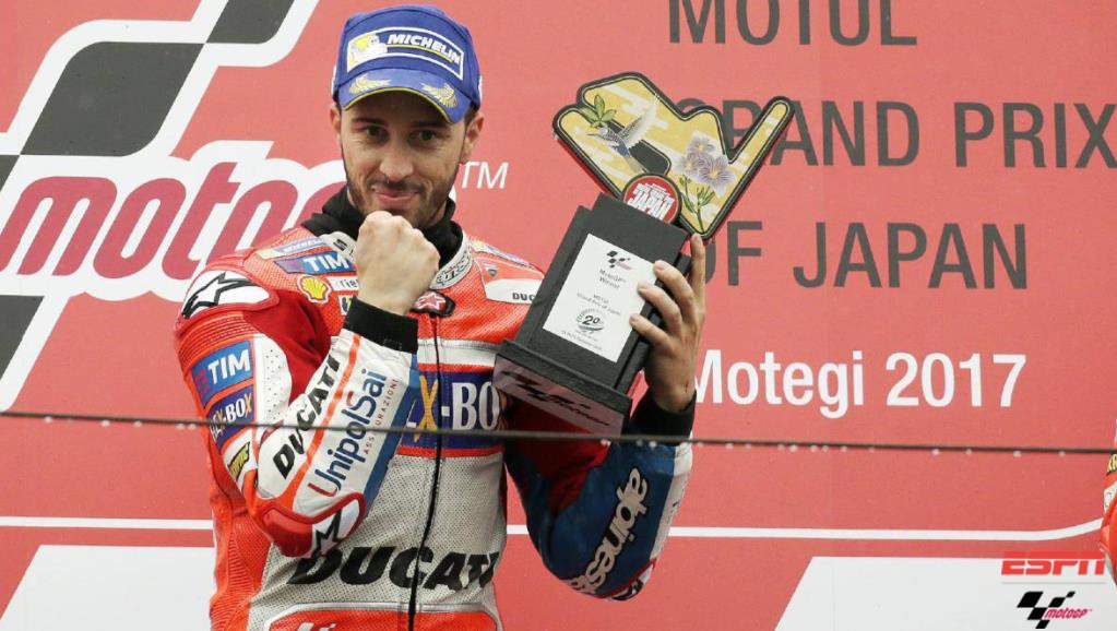 Dovizioso gana una épica batalla contra Márquez y recorta cinco puntos en la lucha hacia el título de MotoGP