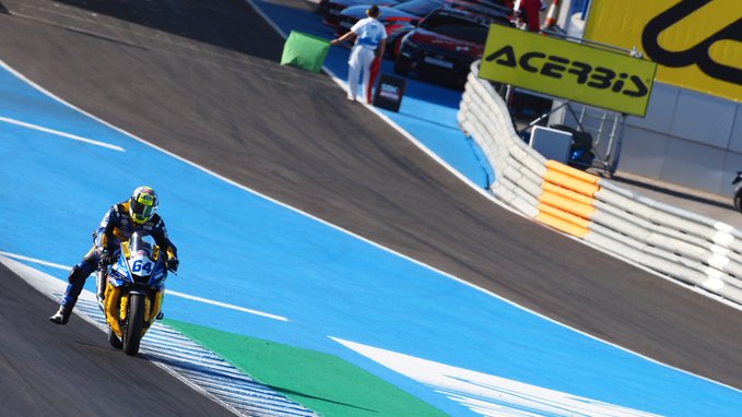 Caricasulo y Krummenacher dan a Yamaha el doblete en primera línea de parrilla en Supersport en Jerez