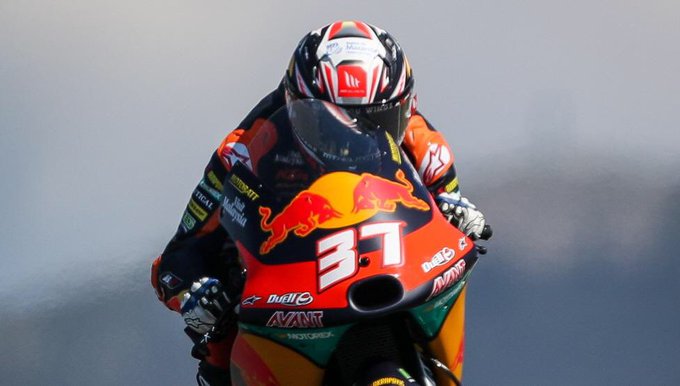 Tercera victoria de Pedro Acosta en un apretado final de carrera en Moto3 en Jerez